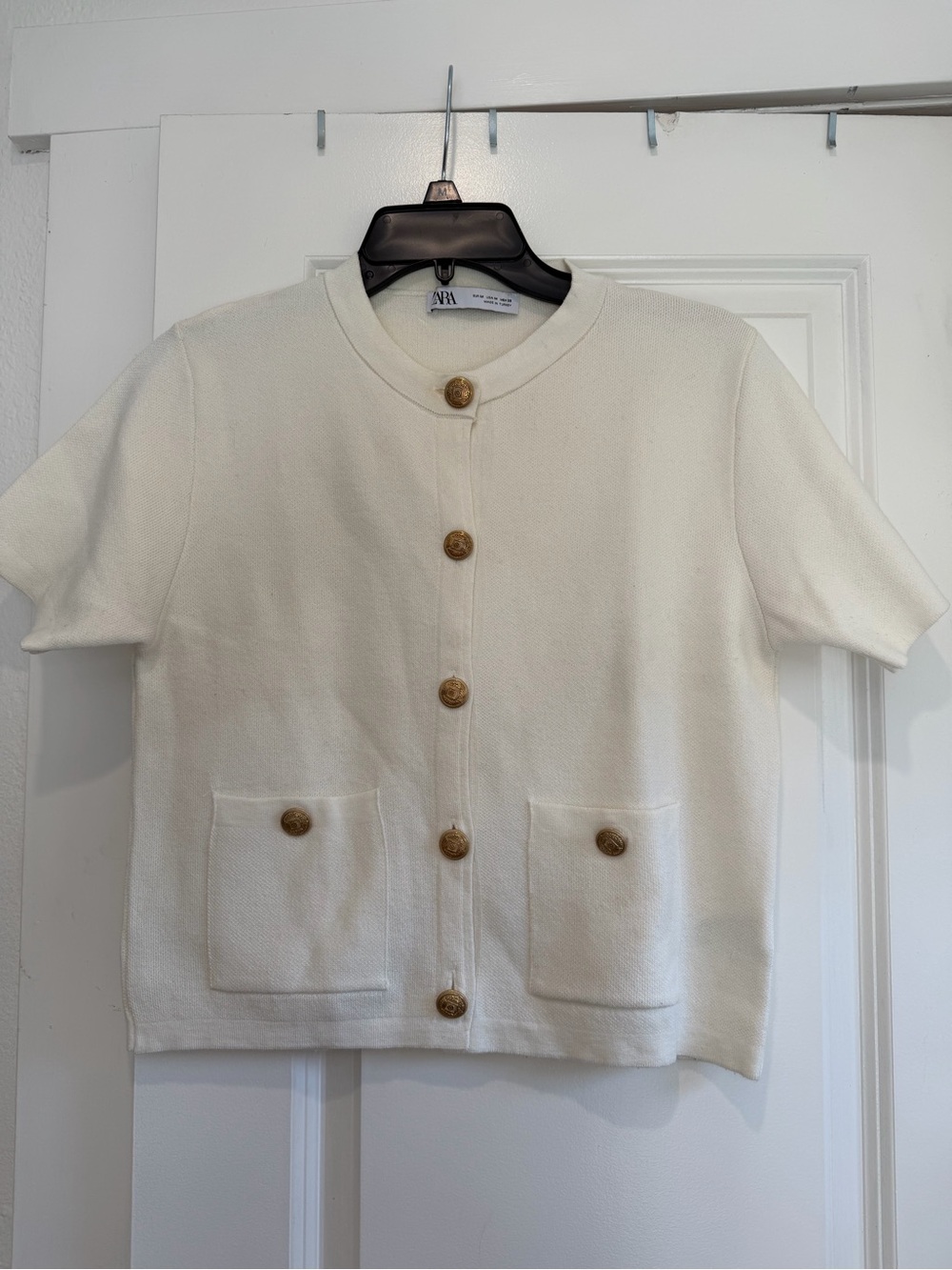 Zara Ivory Knit Short Sleeve Gold Button Cardigan Size M - Picture 2 of 8
